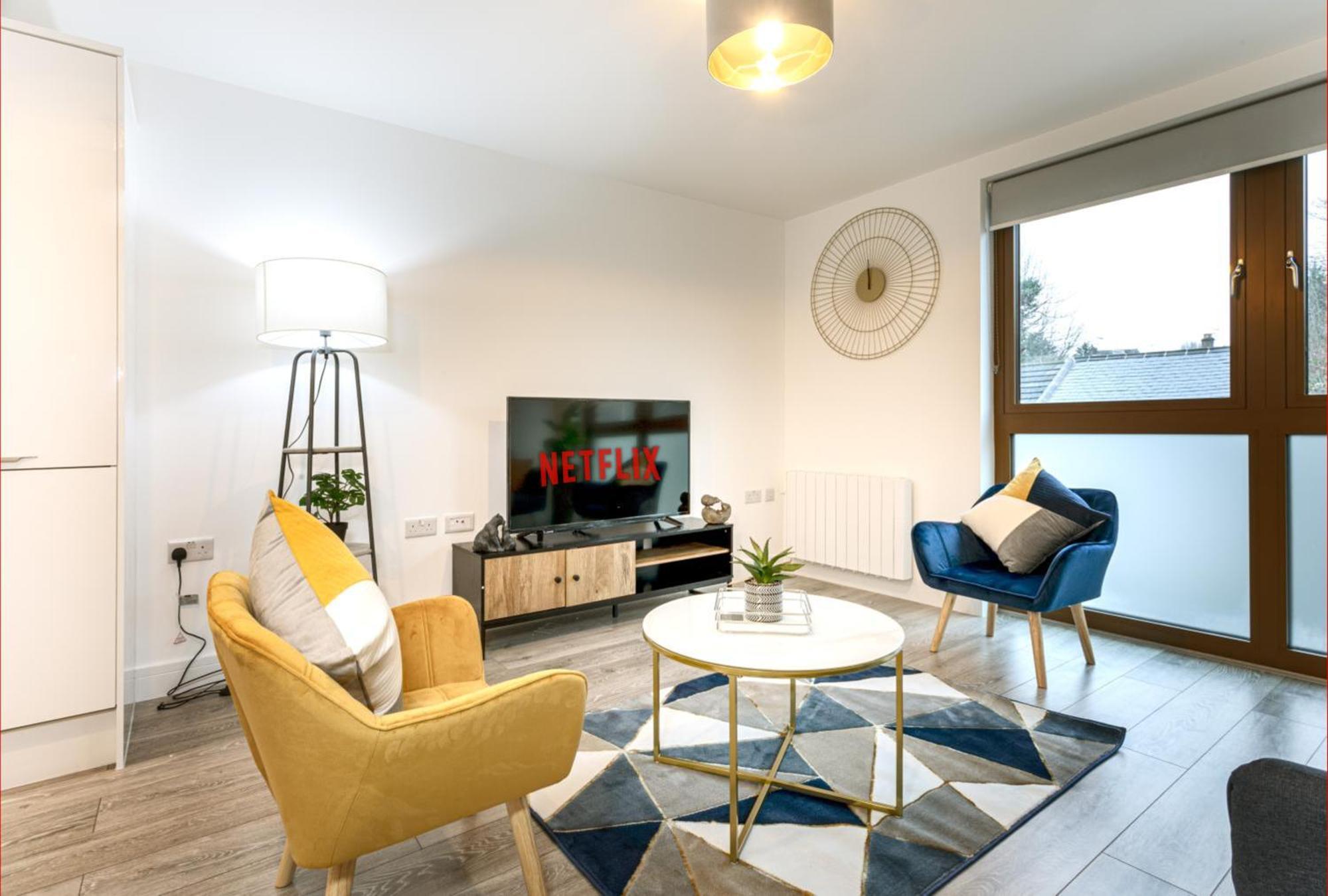Ideal Family & Business Stay! 2 Min To Station, 10 Min To Harry Potter, 30 Min To London Euston & Free Parking! วัตฟอร์ด ภายนอก รูปภาพ